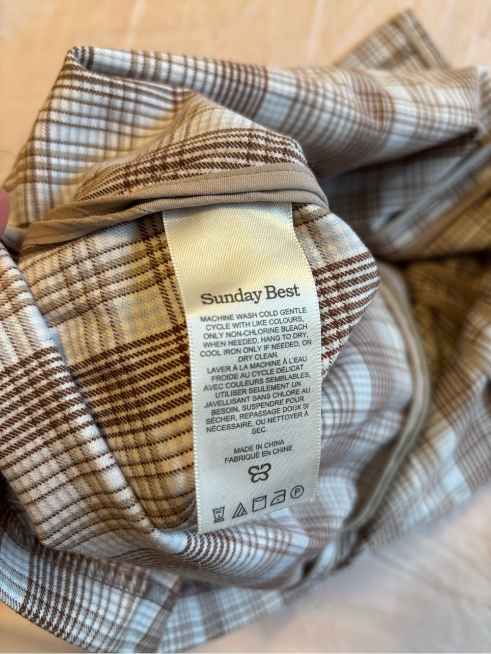 Aritiza Sunday Best Plaid Aline Mini Skirt with Side Slit - Cream & Tan Size 00 - Picture 5 of 5